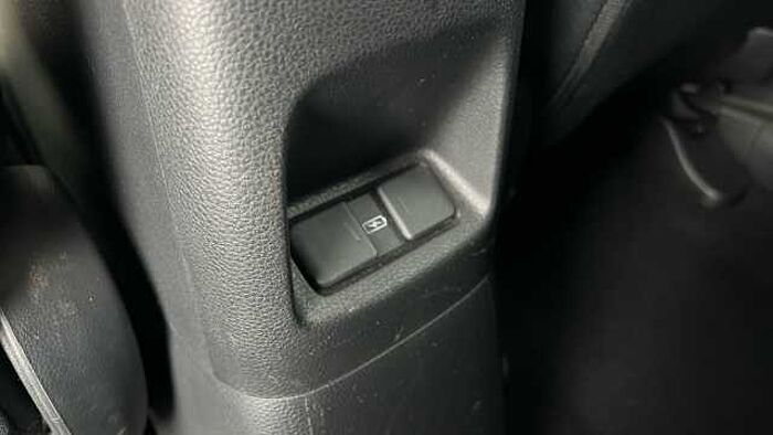 Honda Jazz Hybrid 1.5 h i-MMD Crosstar EX Hatchback 5dr Petrol Hybrid eCVT Euro 6 (s/s) (109 ps) 