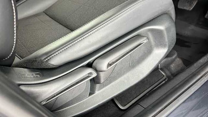 Honda HR-V Hybrid 1.5 h i-MMD Advance SUV 5dr Petrol Hybrid CVT Euro 6 (s/s) (131 ps) 