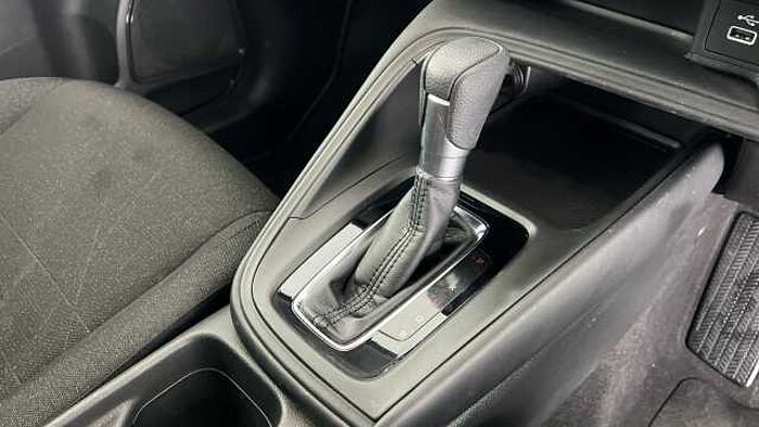 Honda HR-V Hybrid 1.5 h i-MMD Elegance SUV 5dr Petrol Hybrid CVT Euro 6 (s/s) (131 ps) 