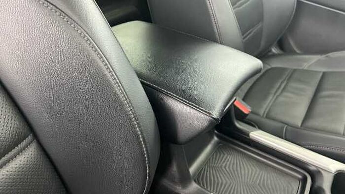 Honda CR-V Hybrid 2.0 h i-MMD SR SUV 5dr Petrol Hybrid eCVT 4WD Euro 6 (s/s) (184 ps) 