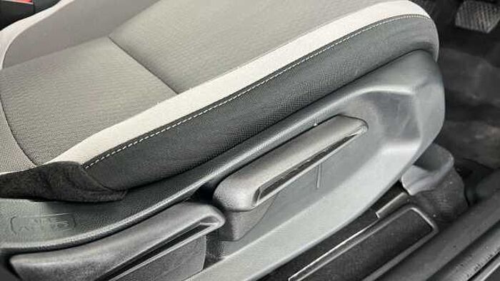 Honda Jazz Hybrid 1.5 h i-MMD Crosstar EX Hatchback 5dr Petrol Hybrid eCVT Euro 6 (s/s) (109 ps) 