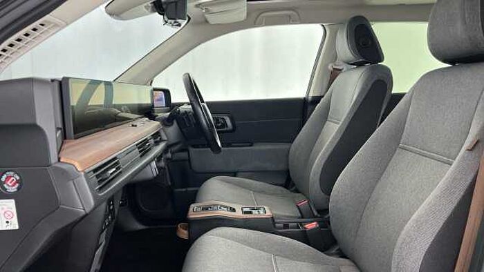 Honda e 35.5kWh Advance Hatchback 5dr Electric Auto (17in Alloy) (154 ps) 