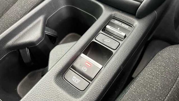 Honda HR-V Hybrid 1.5 h i-MMD Elegance SUV 5dr Petrol Hybrid CVT Euro 6 (s/s) (131 ps) 