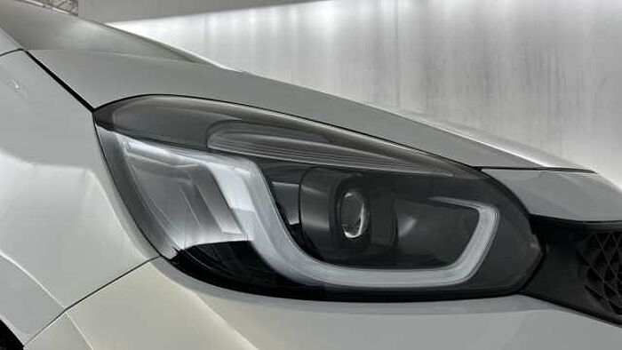 Honda Jazz Hybrid 1.5 h i-MMD Elegance Hatchback 5dr Petrol Hybrid eCVT Euro 6 (s/s) (122 ps) 