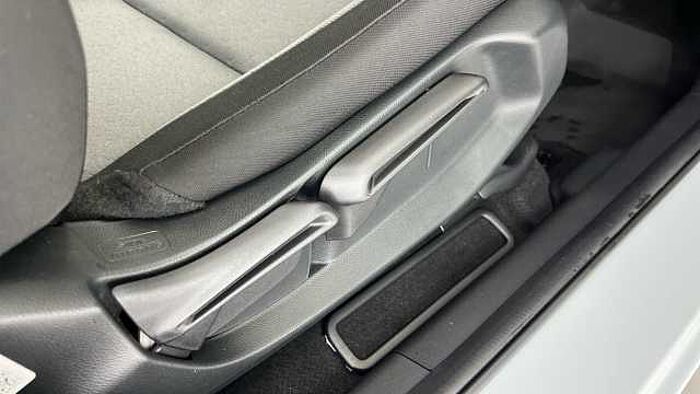 Honda Jazz Hybrid 1.5 h i-MMD Elegance Hatchback 5dr Petrol Hybrid eCVT Euro 6 (s/s) (122 ps) 