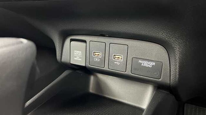 Honda Jazz Hybrid 1.5 h i-MMD Elegance Hatchback 5dr Petrol Hybrid eCVT Euro 6 (s/s) (122 ps) 