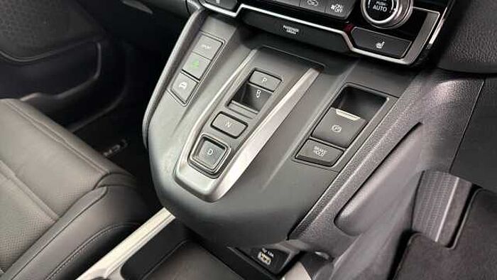 Honda CR-V Hybrid 2.0 h i-MMD SR SUV 5dr Petrol Hybrid eCVT 4WD Euro 6 (s/s) (184 ps) 