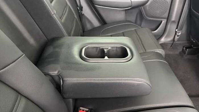 Honda CR-V Hybrid 2.0 h i-MMD SR SUV 5dr Petrol Hybrid eCVT 4WD Euro 6 (s/s) (184 ps) 
