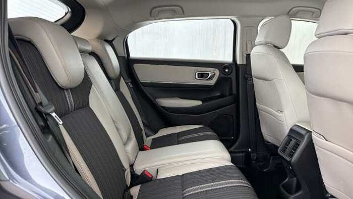 Honda HR-V Hybrid 1.5 h i-MMD Advance Style SUV 5dr Petrol Hybrid CVT Euro 6 (s/s) (131 ps) 