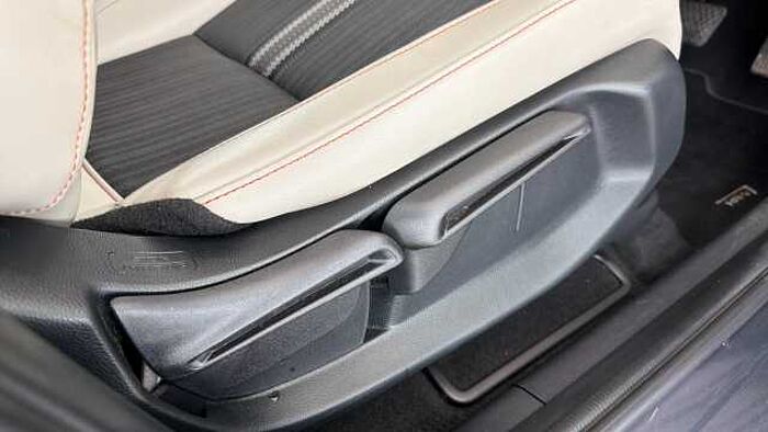 Honda HR-V Hybrid 1.5 h i-MMD Advance Style SUV 5dr Petrol Hybrid CVT Euro 6 (s/s) (131 ps) 