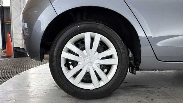 Honda Jazz Hybrid 1.5 h i-MMD SE Hatchback 5dr Petrol Hybrid eCVT Euro 6 (s/s) (109 ps) 