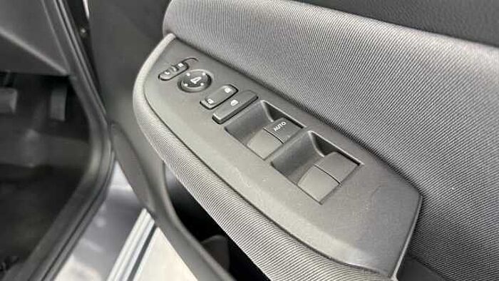 Honda Jazz Hybrid 1.5 h i-MMD SE Hatchback 5dr Petrol Hybrid eCVT Euro 6 (s/s) (109 ps) 