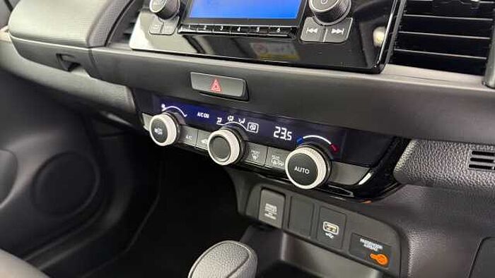 Honda Jazz Hybrid 1.5 h i-MMD SE Hatchback 5dr Petrol Hybrid eCVT Euro 6 (s/s) (109 ps) 