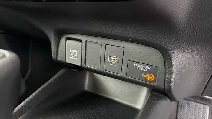 Honda Jazz Hybrid 1.5 h i-MMD SE Hatchback 5dr Petrol Hybrid eCVT Euro 6 (s/s) (109 ps) 