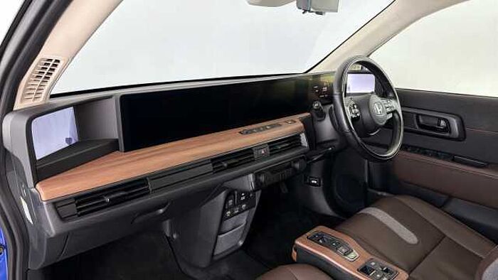 Honda e 35.5kWh Advance Hatchback 5dr Electric Auto (17in Alloy) (154 ps) 