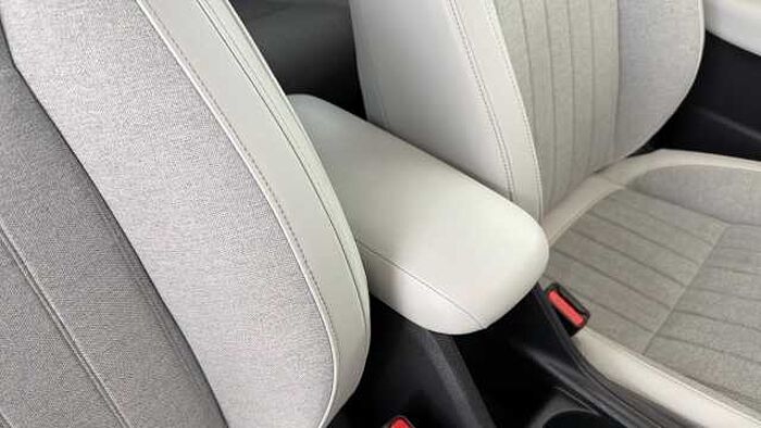 Honda Jazz Hybrid 1.5 h i-MMD EX Hatchback 5dr Petrol Hybrid eCVT Euro 6 (s/s) (109 ps) 