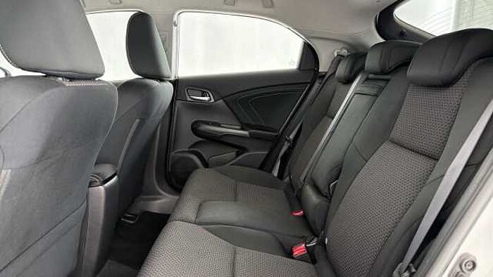 Honda Civic 1.8 i-VTEC SE Plus (Navi) Hatchback 5dr Petrol Auto Euro 6 (142 ps) 