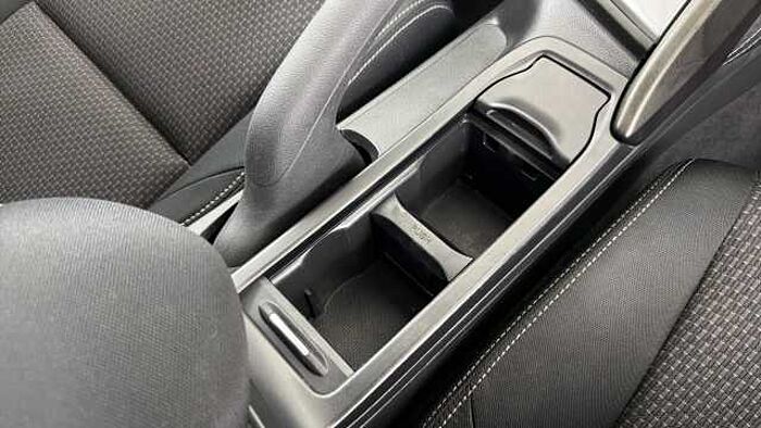 Honda Civic 1.8 i-VTEC SE Plus (Navi) Hatchback 5dr Petrol Auto Euro 6 (142 ps) 