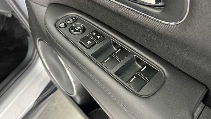 Honda HR-V 1.5 i-VTEC SE SUV 5dr Petrol CVT Euro 6 (s/s) (130 ps) 
