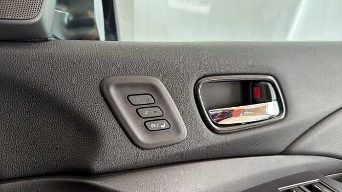 Honda CR-V 2.0 i-VTEC EX SUV 5dr Petrol Auto 4WD Euro 6 (155 ps) 