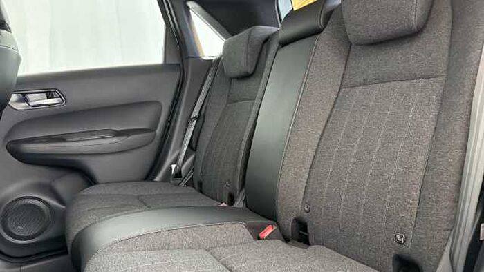 Honda Jazz Hybrid 1.5 h i-MMD Advance Hatchback 5dr Petrol Hybrid eCVT Euro 6 (s/s) (122 ps) 