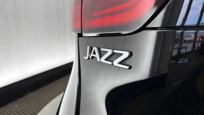 Honda Jazz Hybrid 1.5 h i-MMD SR Hatchback 5dr Petrol Hybrid eCVT Euro 6 (s/s) (107 ps) 