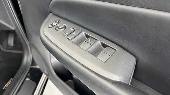 Honda Jazz Hybrid 1.5 h i-MMD SR Hatchback 5dr Petrol Hybrid eCVT Euro 6 (s/s) (107 ps) 