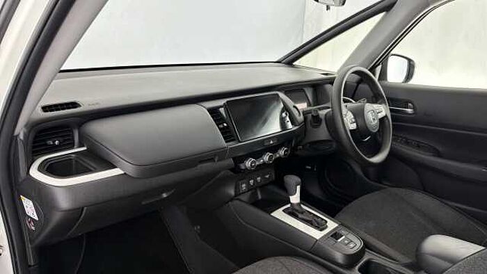 Honda Jazz Hybrid 1.5 h i-MMD SR Hatchback 5dr Petrol Hybrid eCVT Euro 6 (s/s) (109 ps) 
