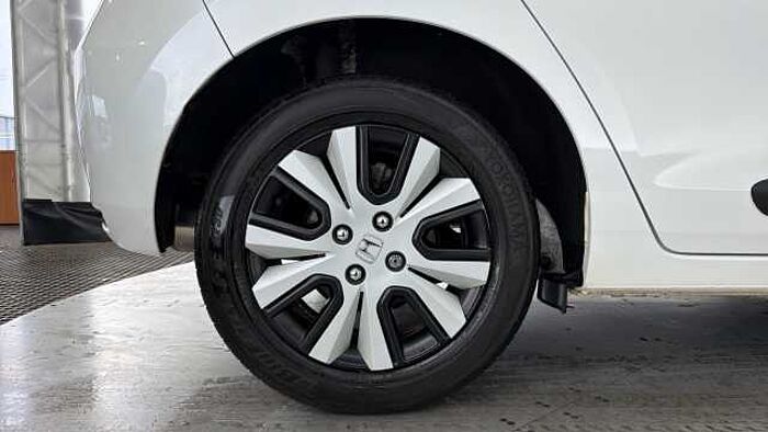 Honda Jazz Hybrid 1.5 h i-MMD SR Hatchback 5dr Petrol Hybrid eCVT Euro 6 (s/s) (109 ps) 