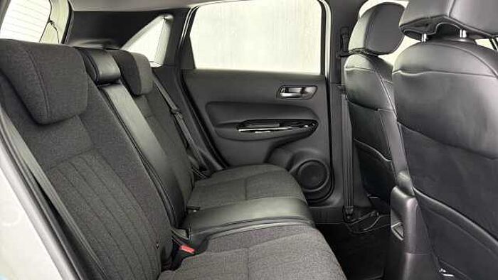 Honda Jazz Hybrid 1.5 h i-MMD SR Hatchback 5dr Petrol Hybrid eCVT Euro 6 (s/s) (109 ps) 