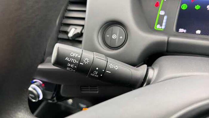 Honda Jazz Hybrid 1.5 h i-MMD SR Hatchback 5dr Petrol Hybrid eCVT Euro 6 (s/s) (109 ps) 
