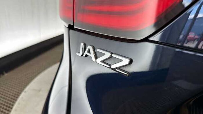 Honda Jazz Hybrid 1.5 h i-MMD SR Hatchback 5dr Petrol Hybrid eCVT Euro 6 (s/s) (107 ps) 