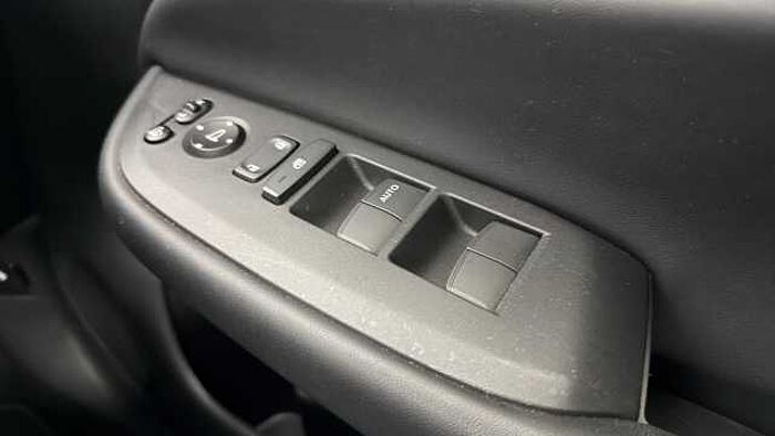 Honda Jazz Hybrid 1.5 h i-MMD SR Hatchback 5dr Petrol Hybrid eCVT Euro 6 (s/s) (107 ps) 