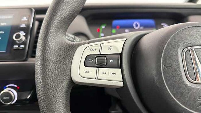 Honda Jazz Hybrid 1.5 h i-MMD SR Hatchback 5dr Petrol Hybrid eCVT Euro 6 (s/s) (109 ps) 