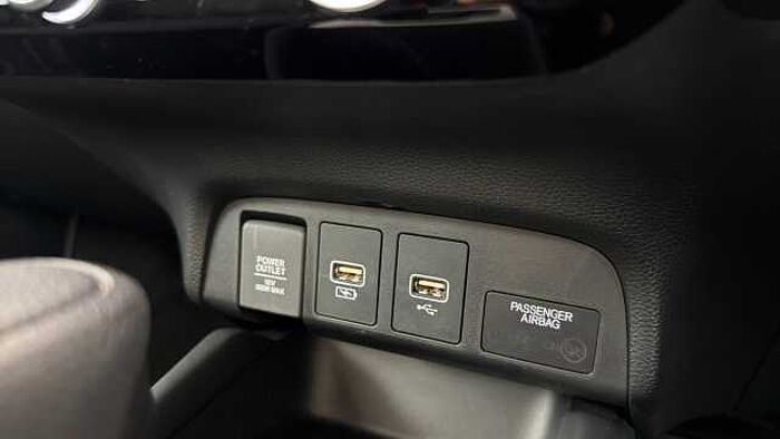 Honda Jazz Hybrid 1.5 h i-MMD SR Hatchback 5dr Petrol Hybrid eCVT Euro 6 (s/s) (109 ps) 