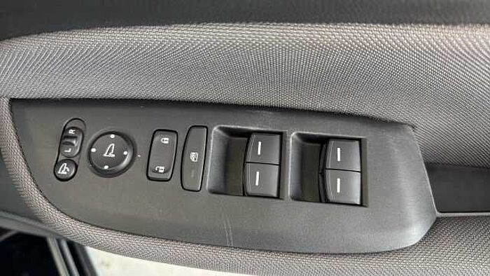 Honda Jazz Hybrid 1.5 h i-MMD Crosstar EX Hatchback 5dr Petrol Hybrid eCVT Euro 6 (s/s) (109 ps) 