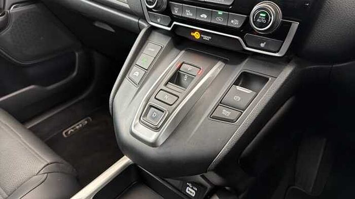 Honda CR-V Hybrid 2.0 h i-MMD SR SUV 5dr Petrol Hybrid eCVT 4WD Euro 6 (s/s) (184 ps) 