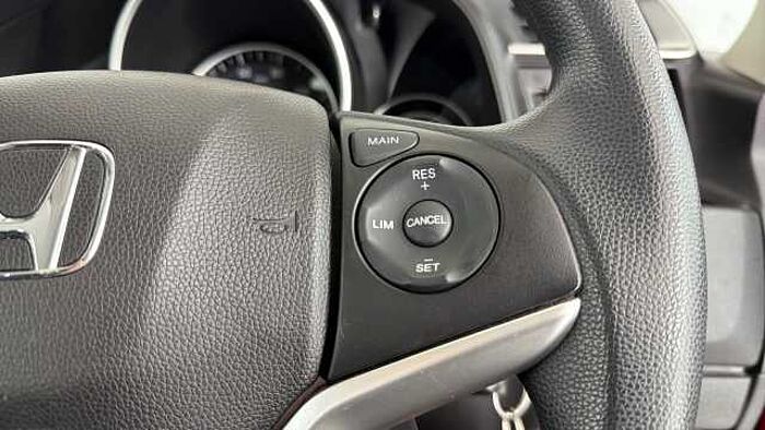 Honda Jazz 1.3 i-VTEC SE Hatchback 5dr Petrol Manual Euro 6 (s/s) (102 ps) 