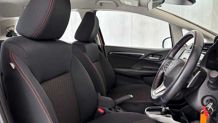 Honda Jazz 1.5 i-VTEC Sport Navi Hatchback 5dr Petrol CVT Euro 6 (s/s) (130 ps) 