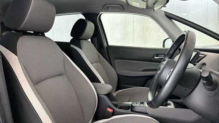 Honda Jazz Hybrid 1.5 h i-MMD Crosstar EX Hatchback 5dr Petrol Hybrid eCVT Euro 6 (s/s) (109 ps) 