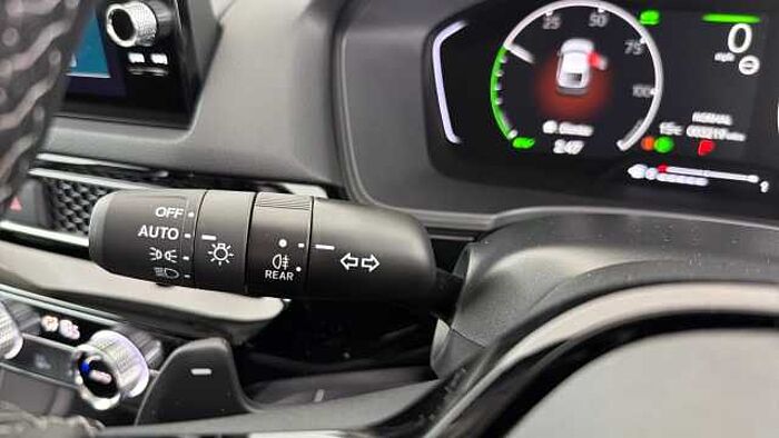 Honda Civic 2.0 h i-MMD Elegance Hatchback 5dr Petrol Hybrid eCVT Euro 6 (s/s) (184 ps) 