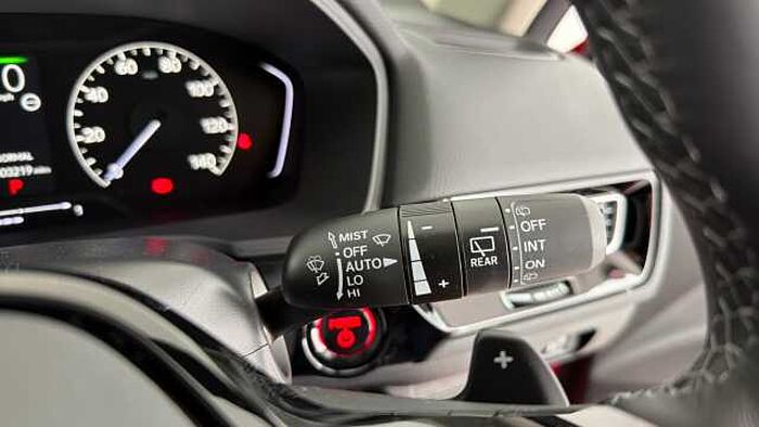 Honda Civic 2.0 h i-MMD Elegance Hatchback 5dr Petrol Hybrid eCVT Euro 6 (s/s) (184 ps) 