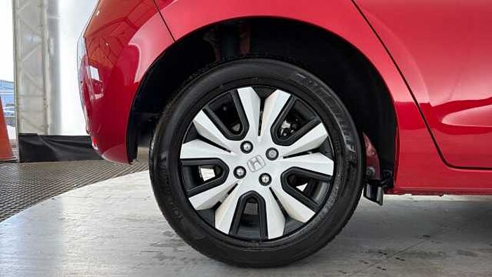 Honda Jazz Hybrid 1.5 h i-MMD SR Hatchback 5dr Petrol Hybrid eCVT Euro 6 (s/s) (109 ps) 