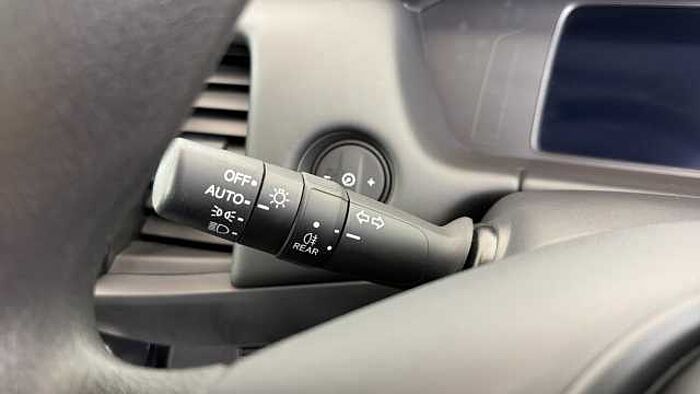 Honda Jazz Hybrid 1.5 h i-MMD SR Hatchback 5dr Petrol Hybrid eCVT Euro 6 (s/s) (109 ps) 