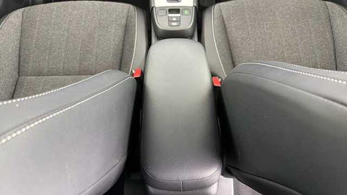 Honda Jazz Hybrid 1.5 h i-MMD Advance Hatchback 5dr Petrol Hybrid eCVT Euro 6 (s/s) (122 ps) 