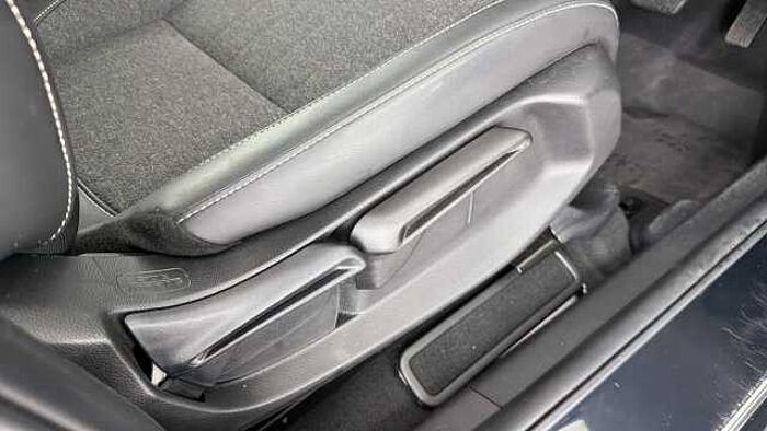 Honda Jazz Hybrid 1.5 h i-MMD Advance Hatchback 5dr Petrol Hybrid eCVT Euro 6 (s/s) (122 ps) 
