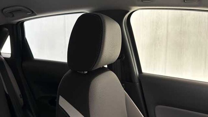 Honda Jazz Hybrid 1.5 h i-MMD Crosstar EX Hatchback 5dr Petrol Hybrid eCVT Euro 6 (s/s) (109 ps) 