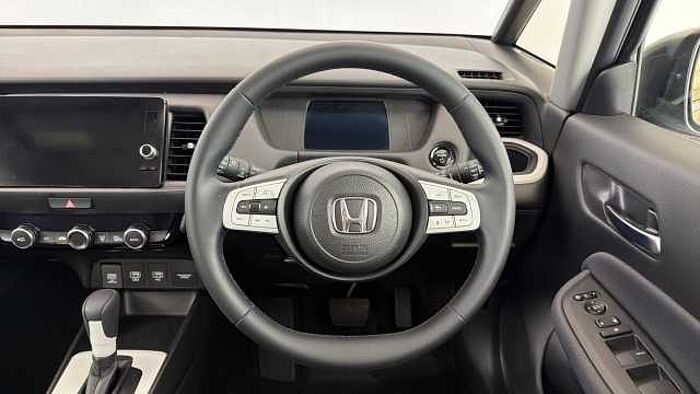 Honda Jazz Hybrid 1.5 h i-MMD Elegance Hatchback 5dr Petrol Hybrid eCVT Euro 6 (s/s) (122 ps) 