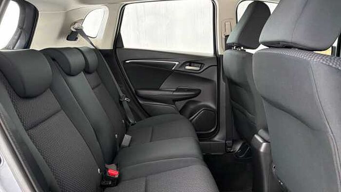 Honda Jazz 1.3 i-VTEC SE Navi Hatchback 5dr Petrol CVT Euro 6 (s/s) (102 ps) 