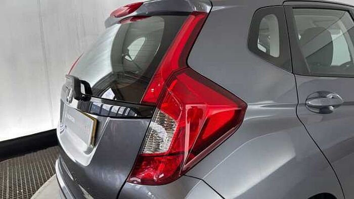 Honda Jazz 1.3 i-VTEC SE Navi Hatchback 5dr Petrol CVT Euro 6 (s/s) (102 ps) 